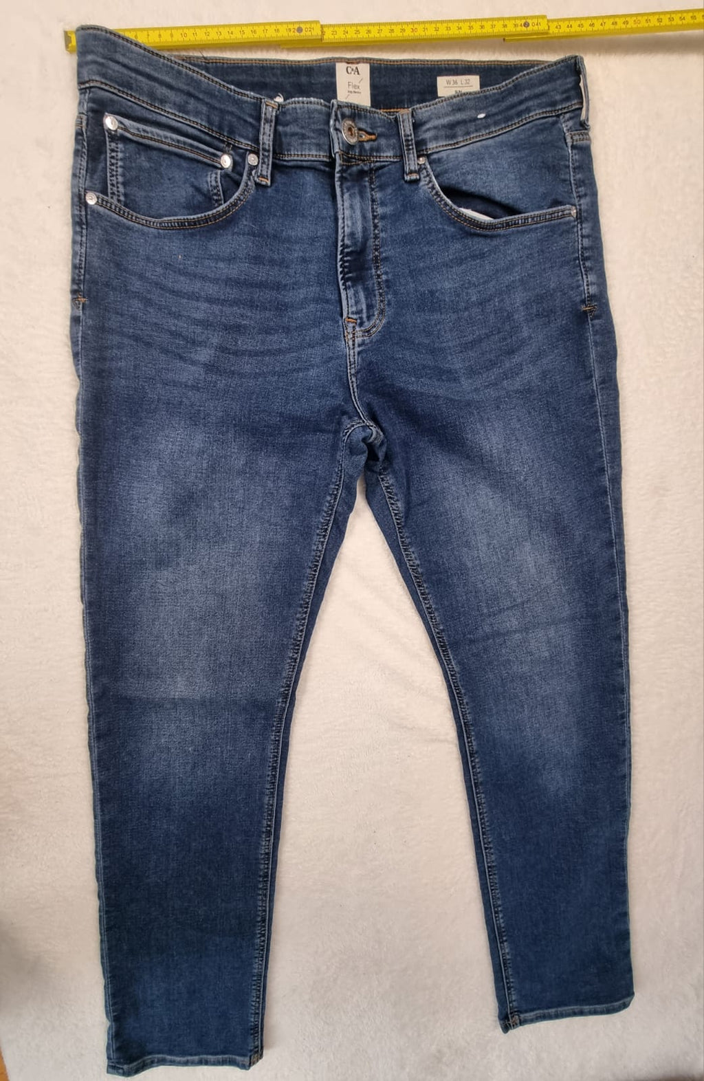 Blugi albastri elastici C&A