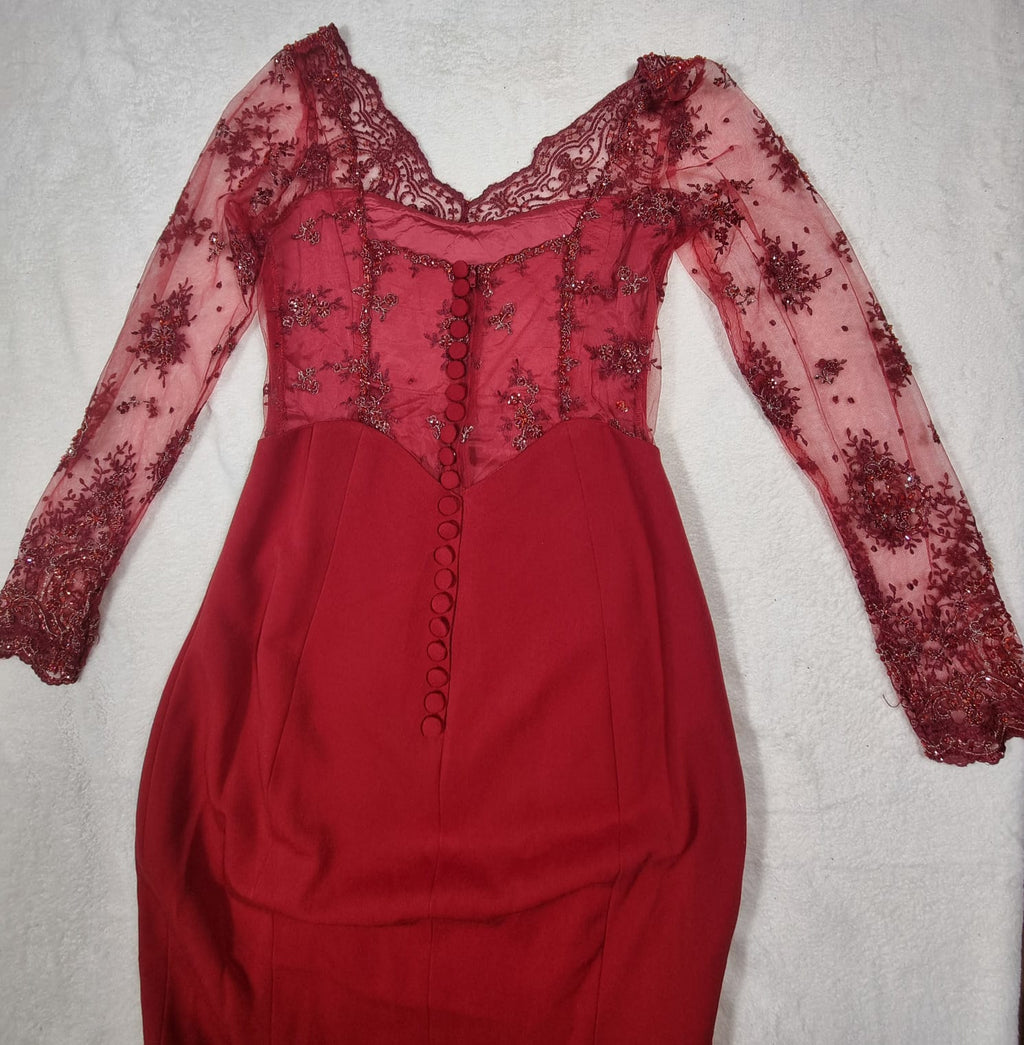 Rochie de Seară Roșie tip Sirenă cu Mâneci din Dantelă