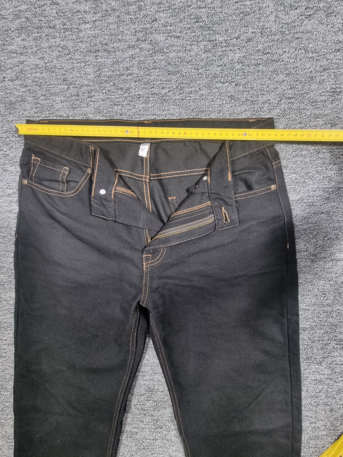 Jeans Negri Drepți cu Custuri Aurii