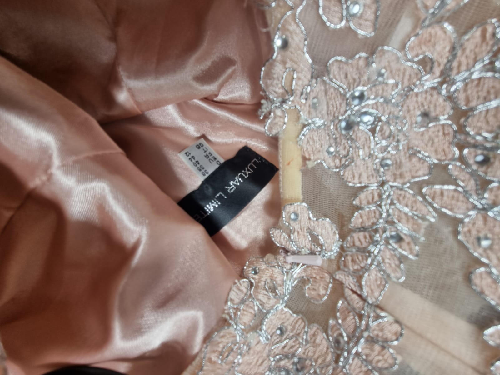 Rochie de Seară Maxi Roz Pudrat cu Corsaj Brodat și Cristale - Luxuar Limited