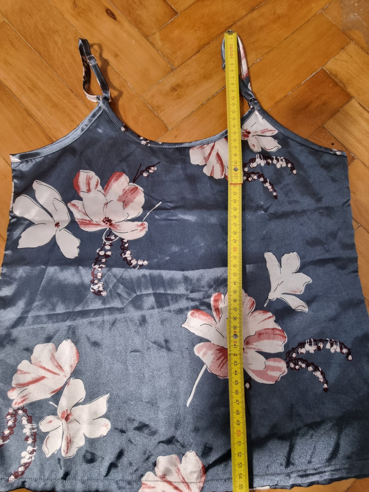 Top Satinat Gri-Albastru Print Floral Magnolii Roz