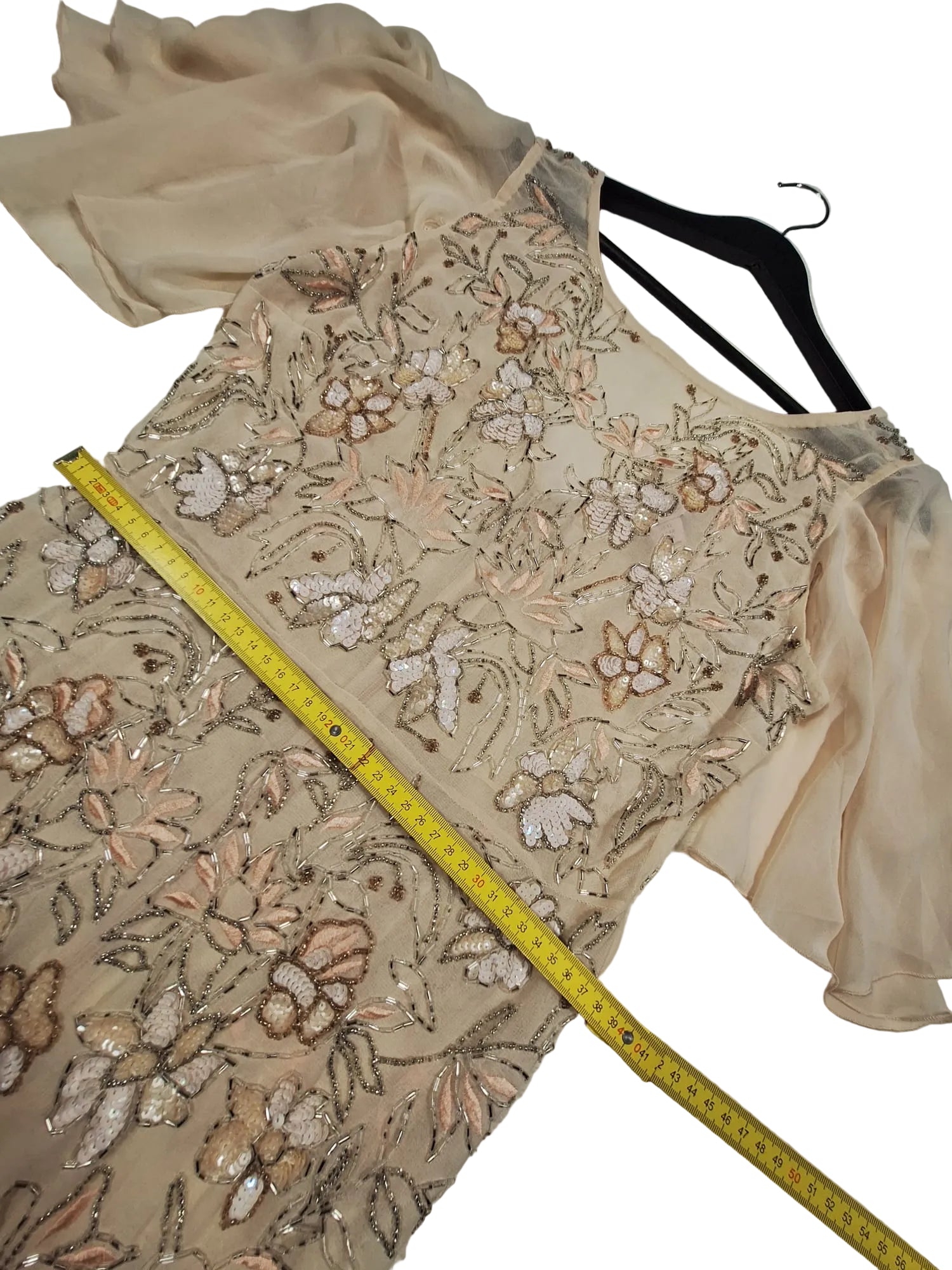Rochie de Seară Maxi Champagne cu Broderie Florală 3D și Mâneci Fluture - Luxuar Limited