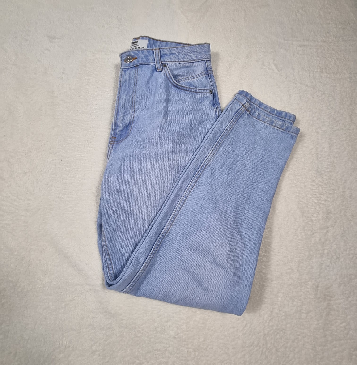 Blugi Damă Albaștri Bershka Mom – Mărimea M