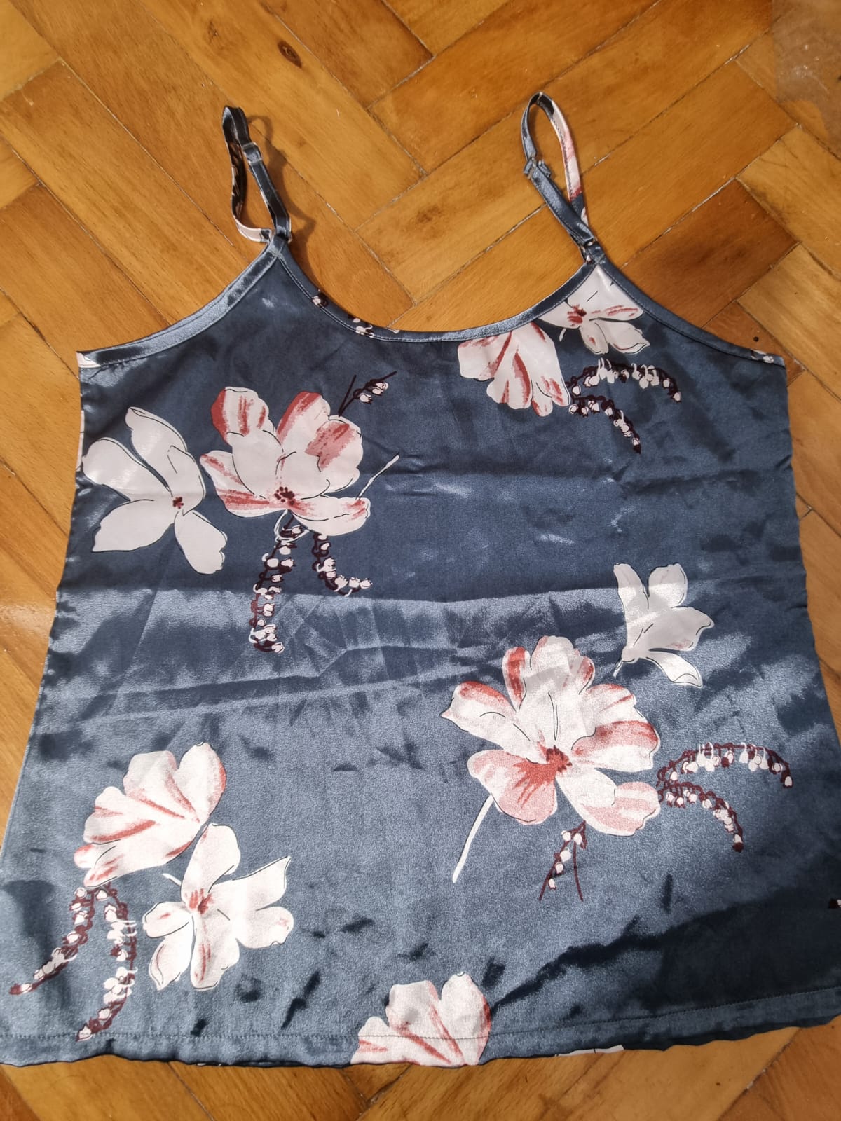 Top Satinat Gri-Albastru Print Floral Magnolii Roz