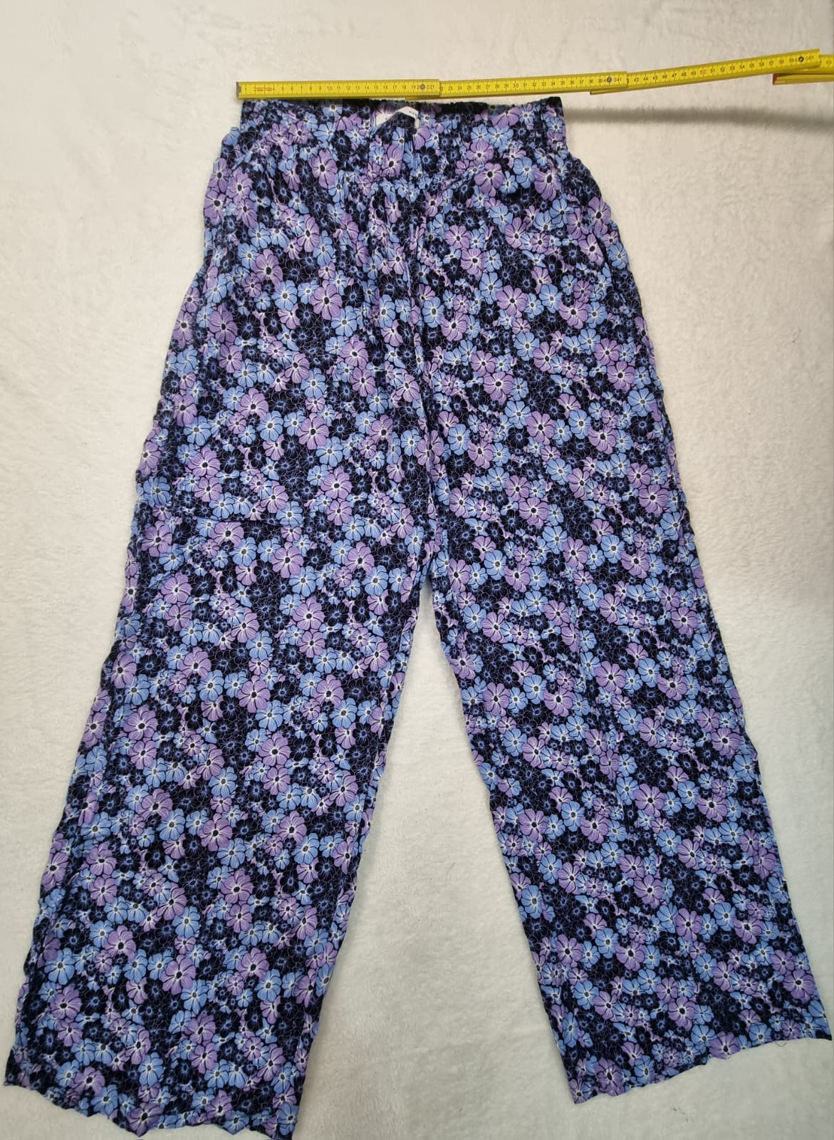 Pantaloni Roz cu Albastru de Vară Sinsay – Mărimea L