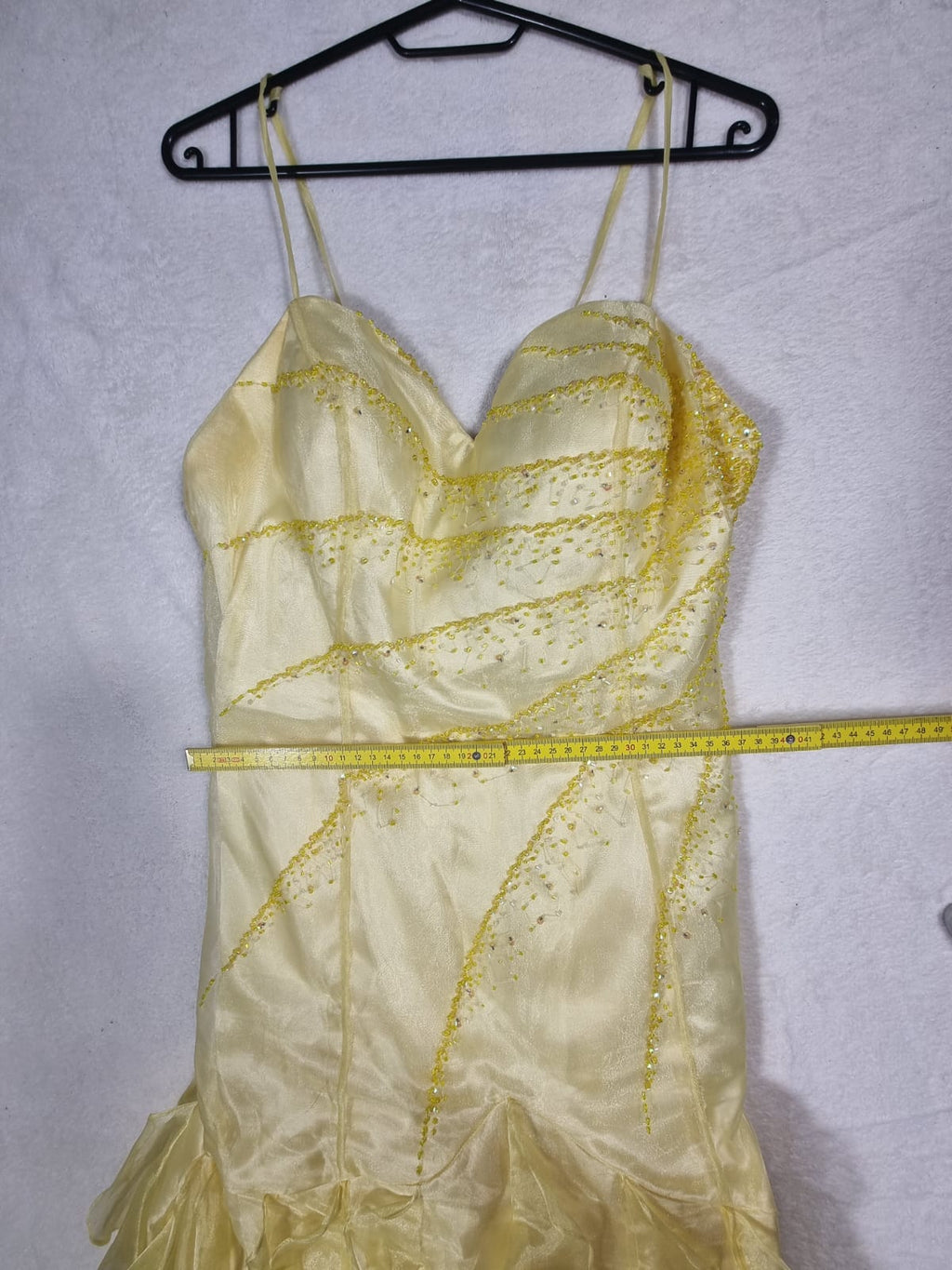Rochie de Seară Midi Champagne cu Bretele și Fustă din Volane - Unique
