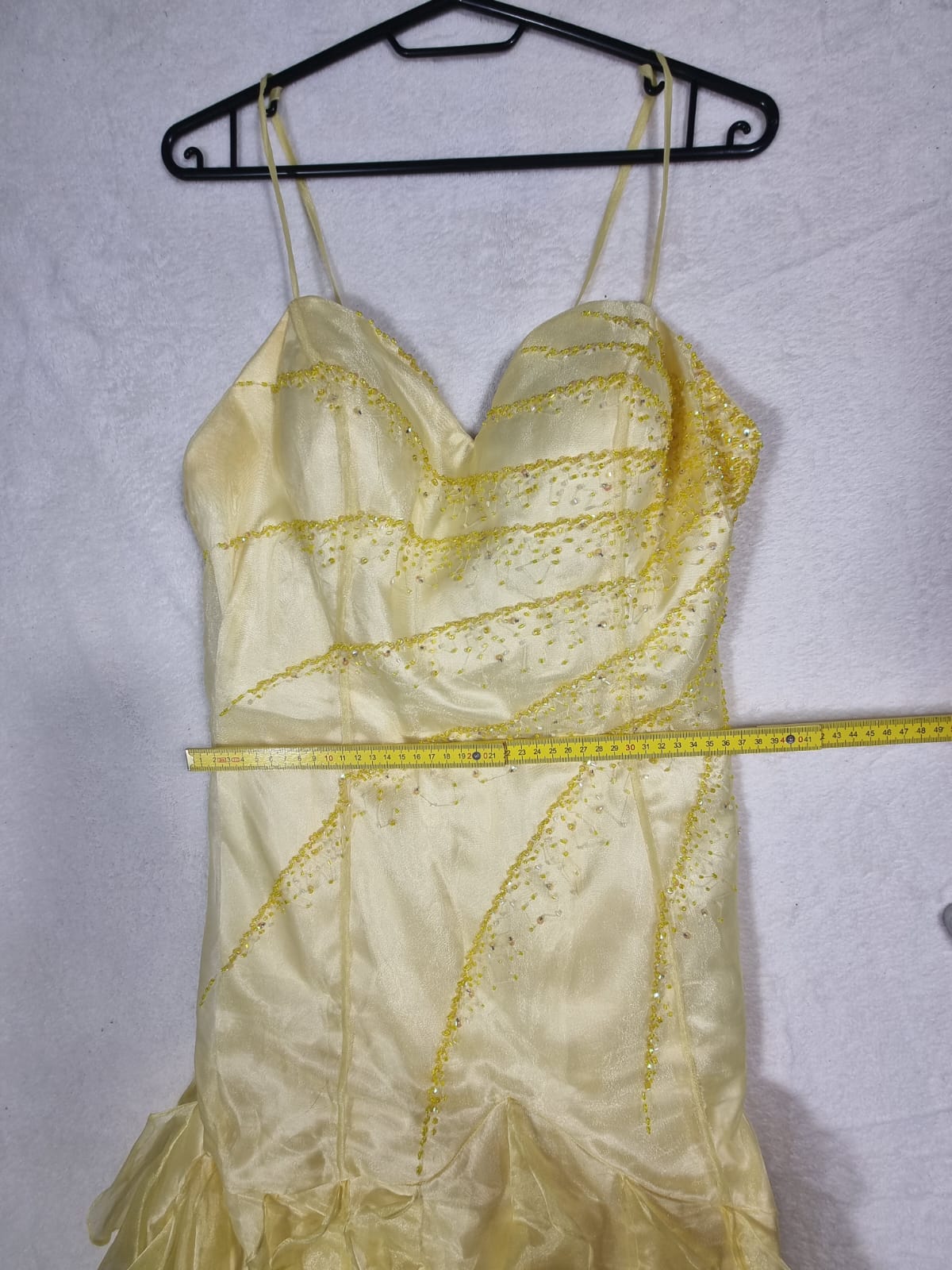 Rochie de Seară Midi Champagne cu Bretele și Fustă din Volane - Unique