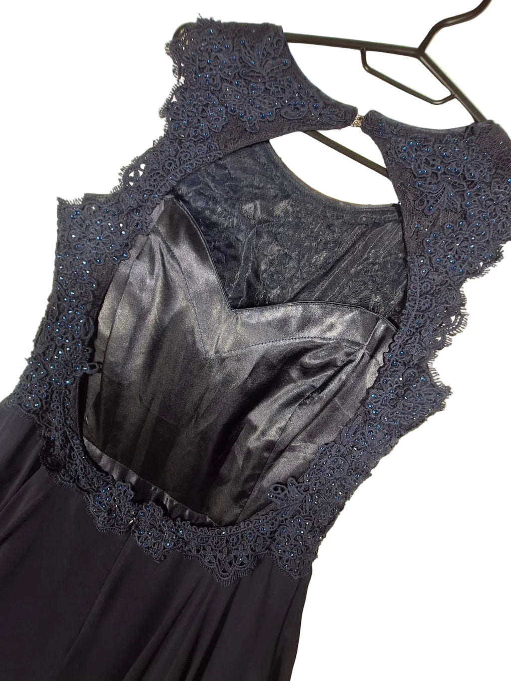 Rochie de Seară Maxi Bleumarin cu Corsaj din Dantelă și Cristale - Marie Lund Copenhagen