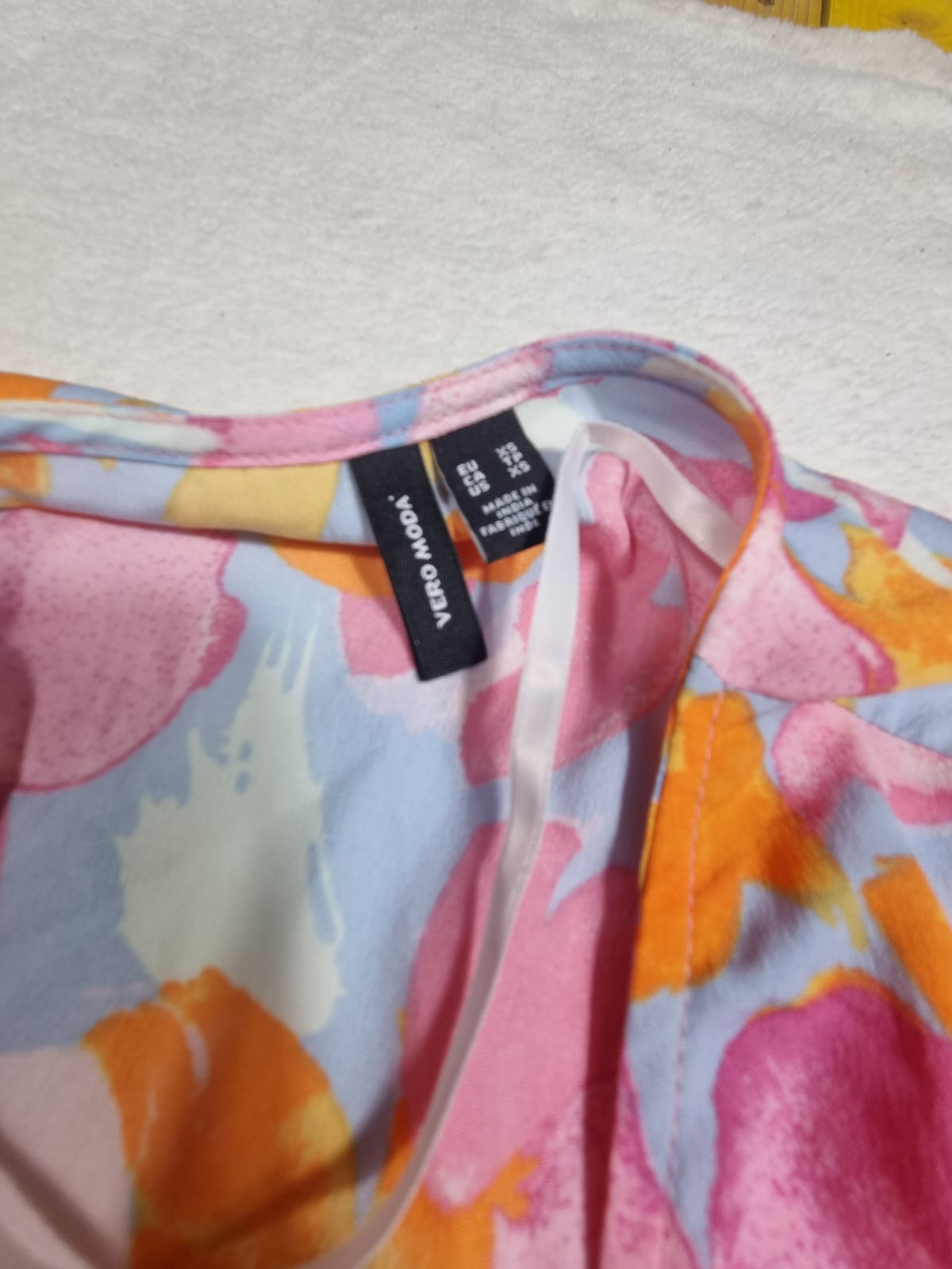 Rochie Vero Moda – Imprimeu Floral Abstract, XS