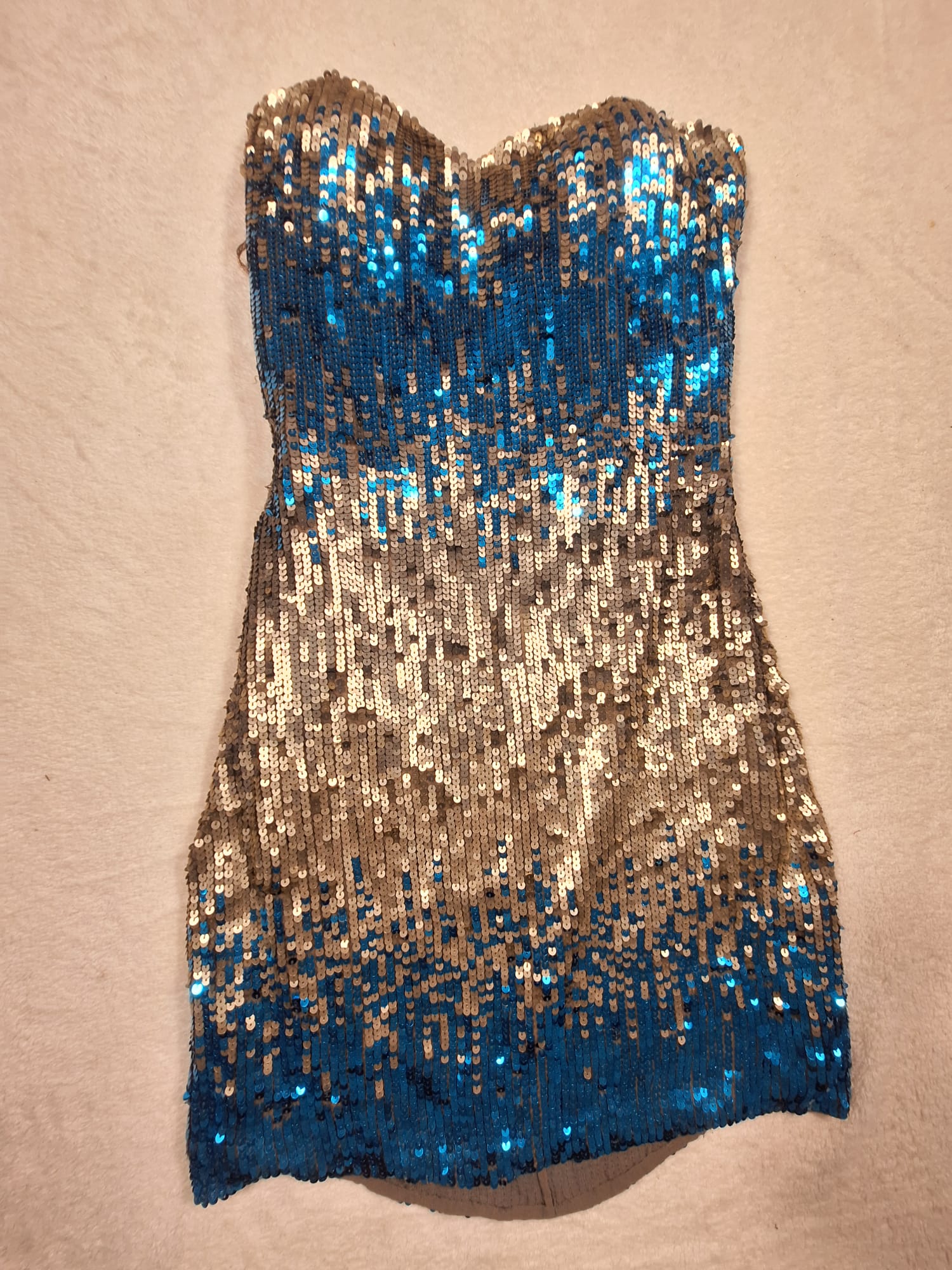 Rochie Shail K. – Mini Strapless cu Paiete Albastru & Auriu