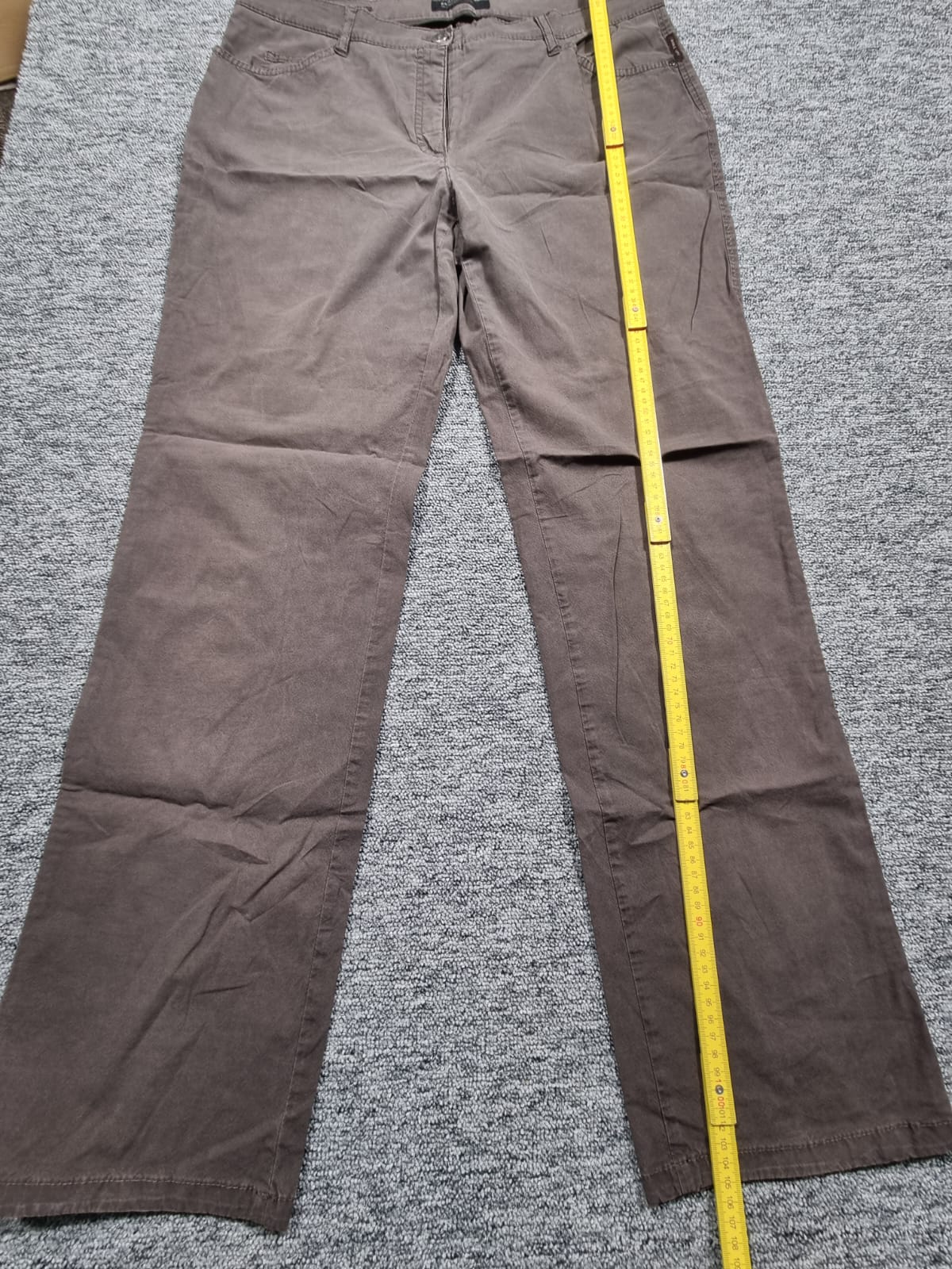 Pantaloni Drepți Maro Taupe Basler Talie Medie