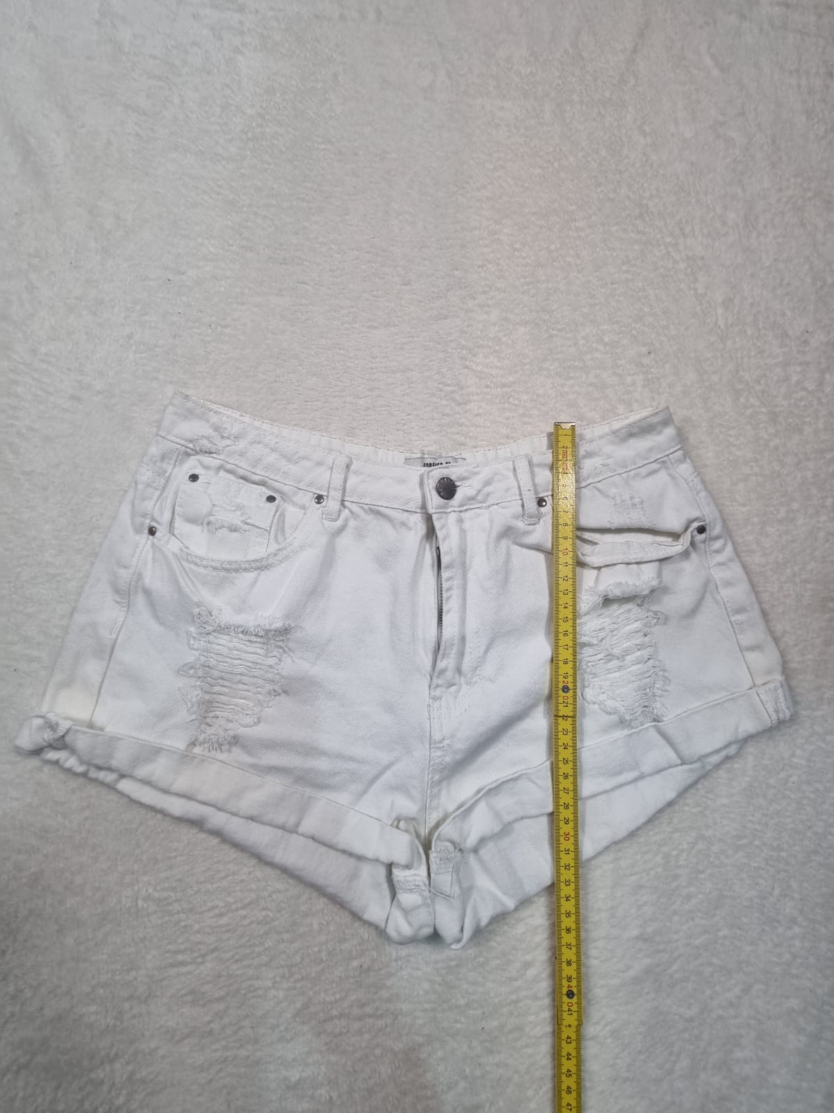 Pantaloni Scurți Damă Blugi Albi Forever 21 – Mărimea M