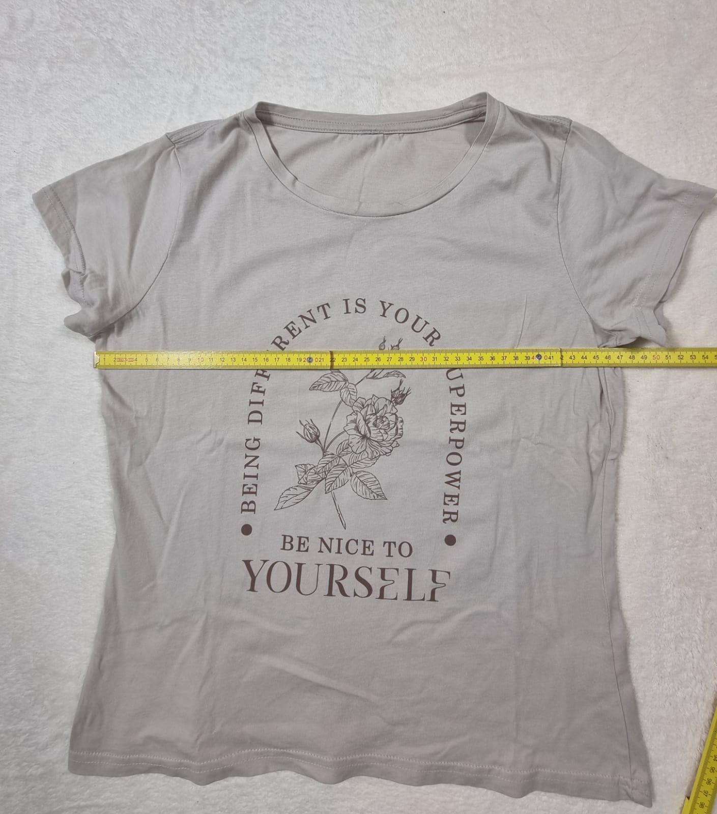 Tricou Gri "Being Different Is Your Superpower" M/L
